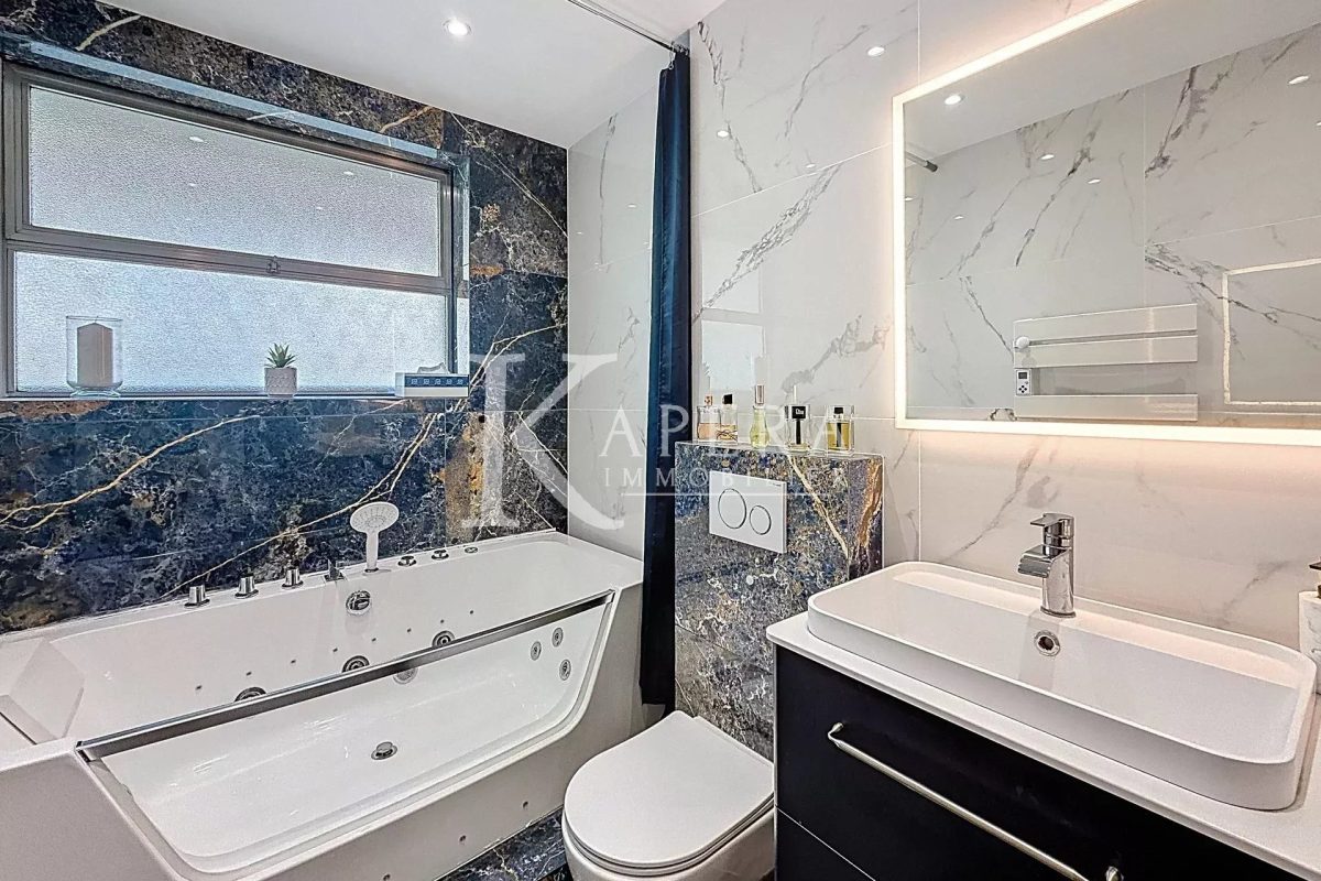 VENTE 3P 57M2 - MARINA BAIE DES ANGES - TERRASSE - GARAGE