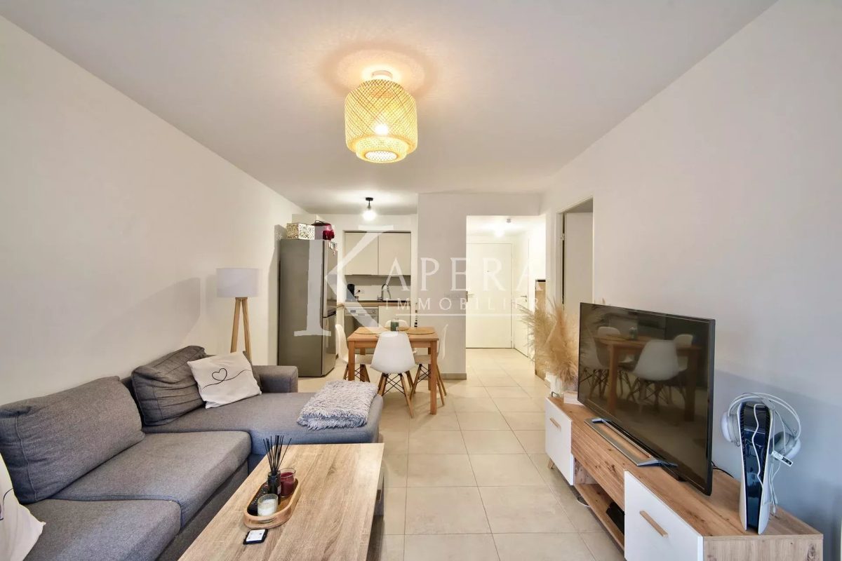 VENTE 2P 41M² - SAINT LAURENT DU VAR/LES PUGETS - TERRASSE - PARKING