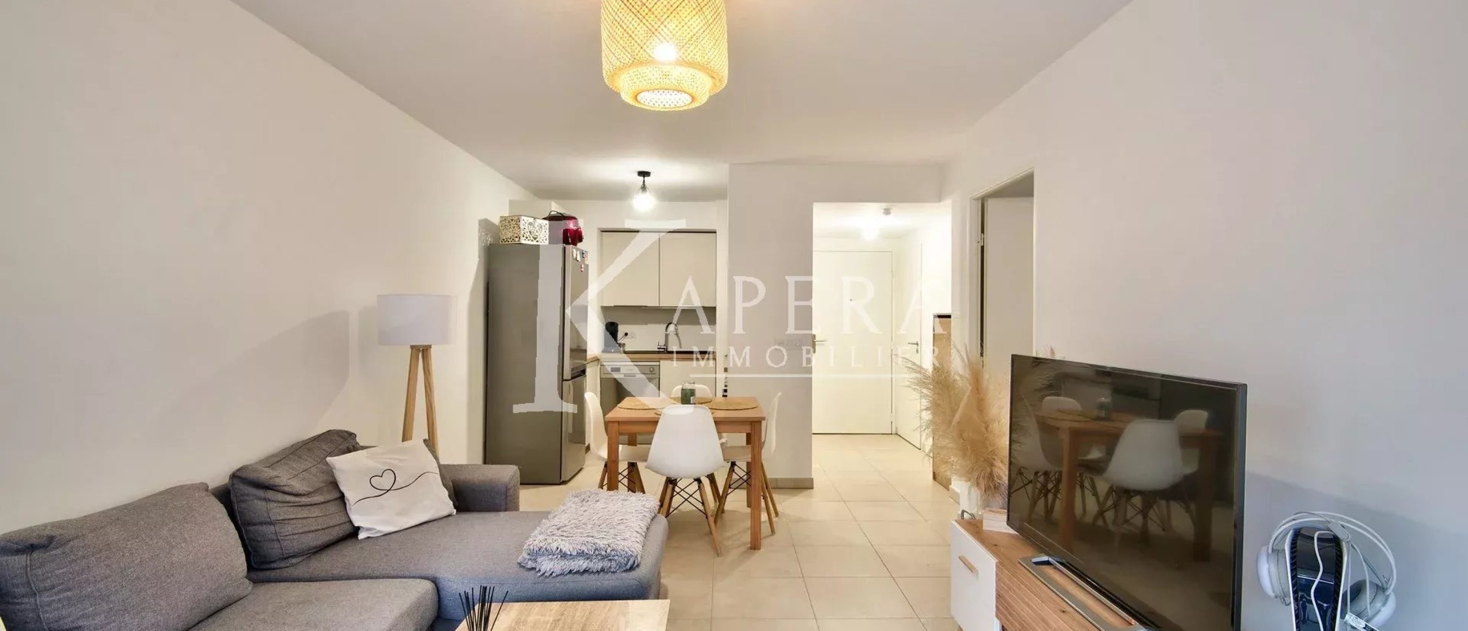 VENTE 2P 41M² - SAINT LAURENT DU VAR/LES PUGETS - TERRASSE - PARKING