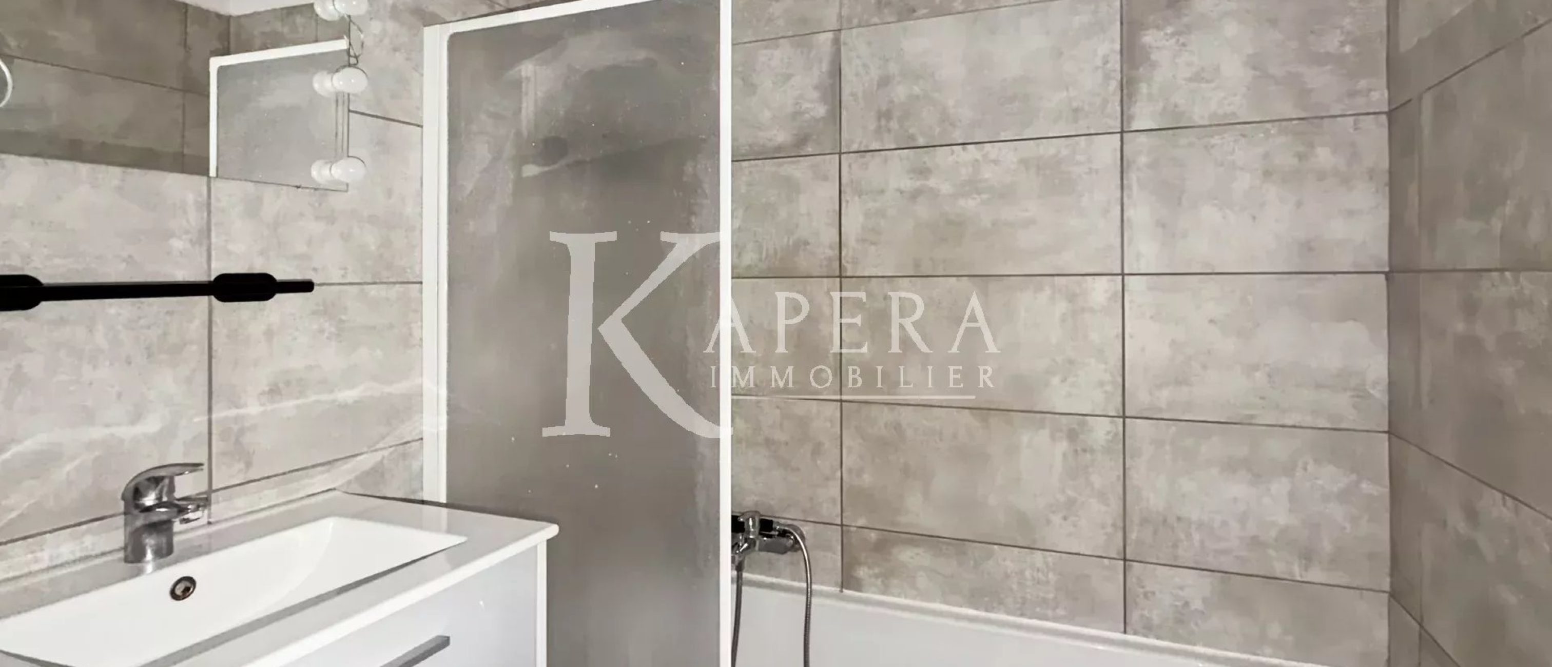 VENTE STUDIO 30M2 - SAINT LAURENT DU VAR / CORNICHE FAHNESTOCK - PISCINE