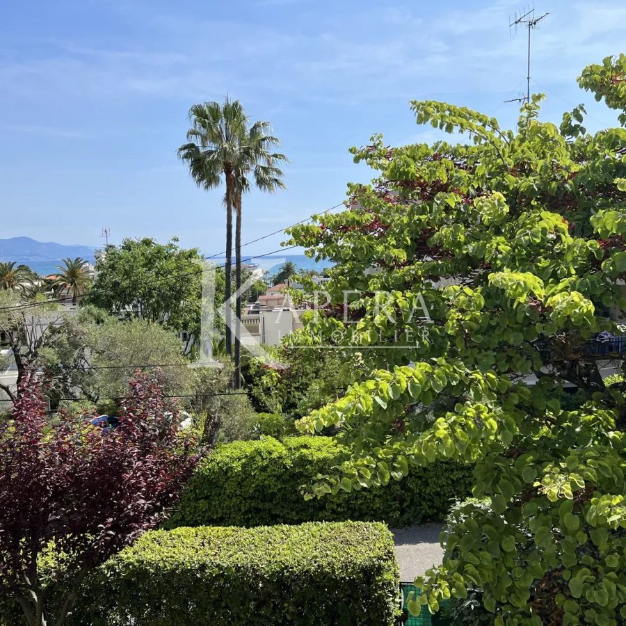LOCATION VIDE 3 PIECES 75m2 - ANTIBES ILETTE - VUE MER-GARAGE