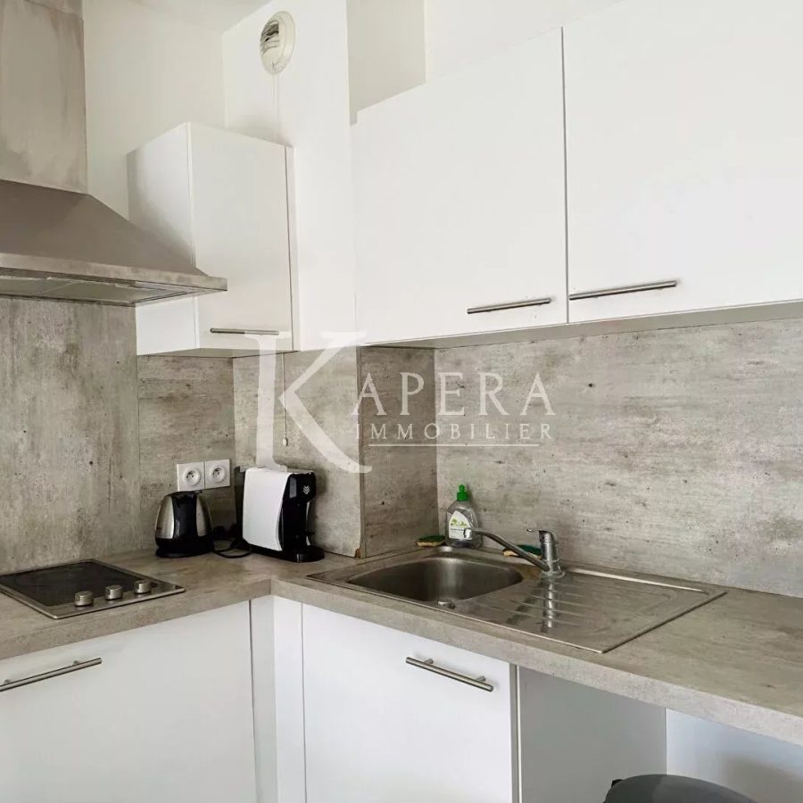 VENTE STUDIO 23M2 - SAINT LAURENT DU VAR/VESPINS - TERRASSE