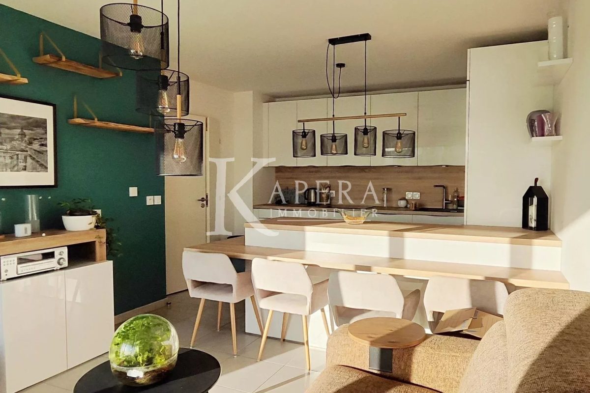 VENTE 3P 55M2 - SAINT LAURENT DU VAR - TERRASSE - GARAGE