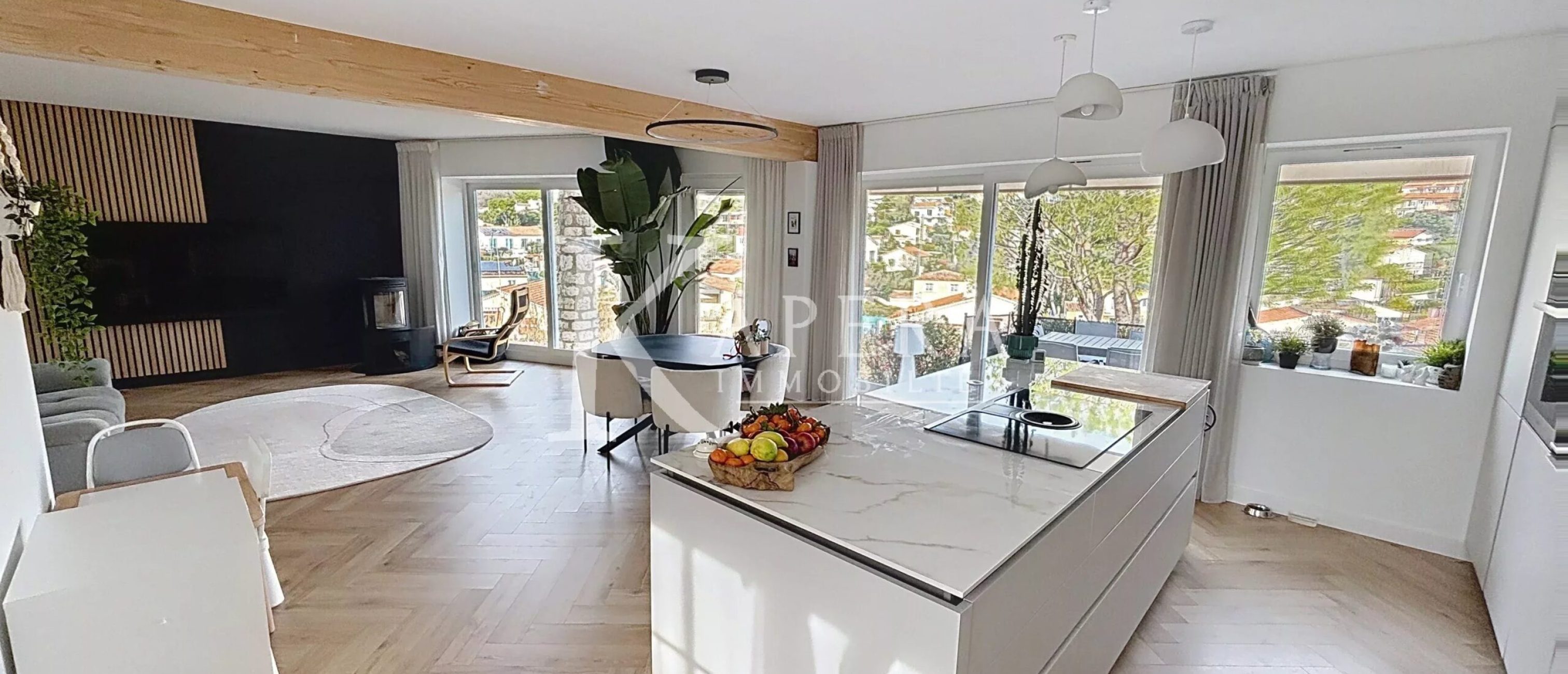 VENTE MAISON INDIVIDUELLE 150M2 - CAGNES SUR MER - CONFORT - STATIONNEMENTS