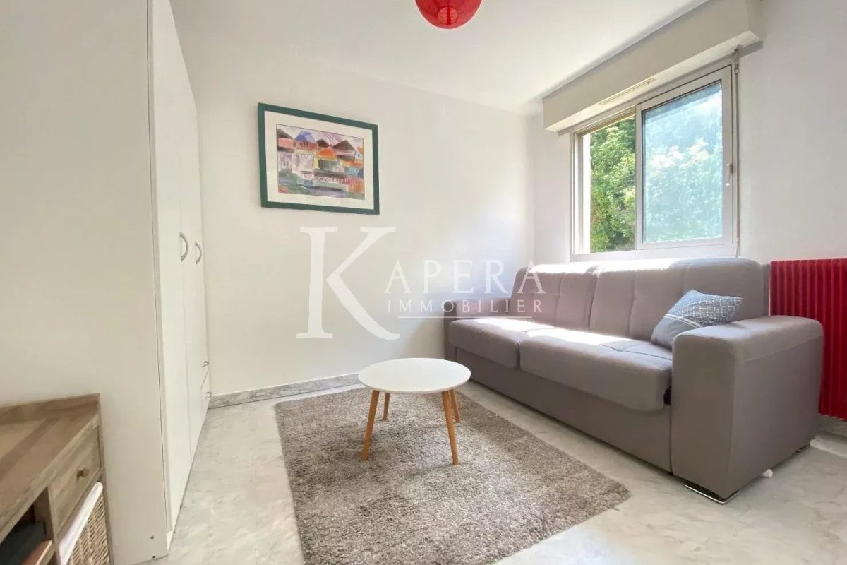 LOCATION STUDIO 26M2 - NICE MADELEINE- TERRASSE