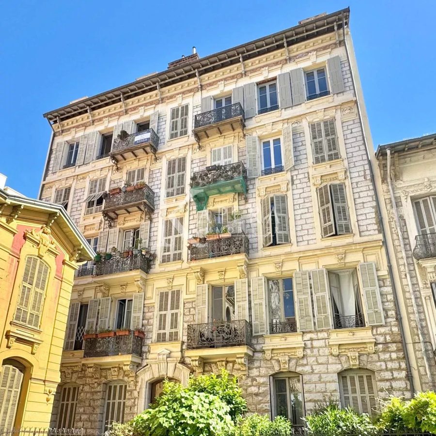 EN VENTE 4P 83m² - NICE CARABACEL - CHARME DE L'ANCIEN