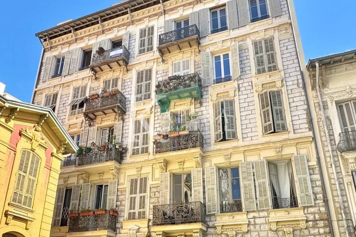 EN VENTE 4P 83m² - NICE CARABACEL - CHARME DE L'ANCIEN