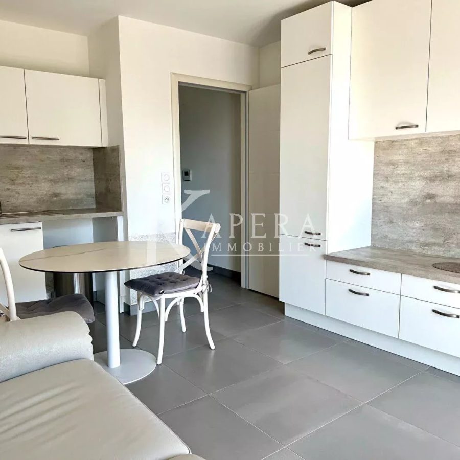 VENTE STUDIO 23M2 - SAINT LAURENT DU VAR/VESPINS - TERRASSE