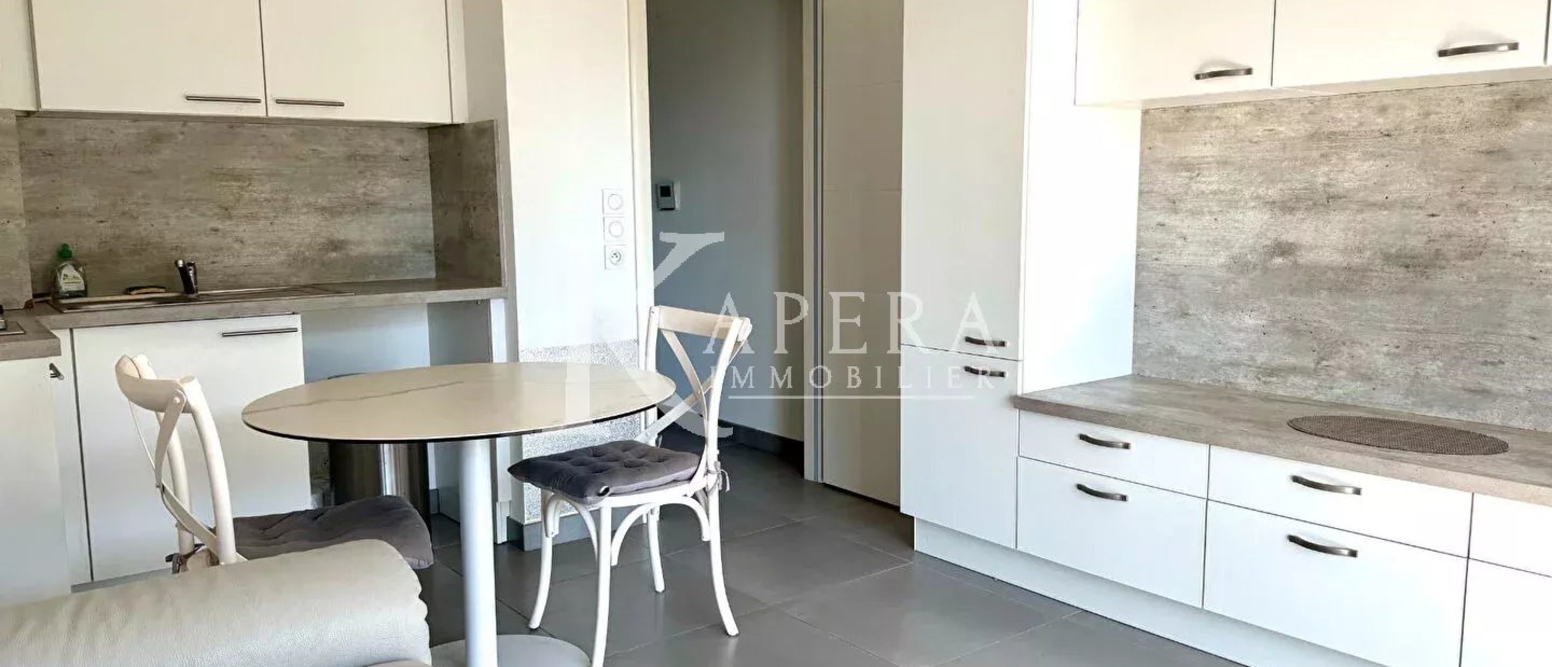 VENTE STUDIO 23M2 - SAINT LAURENT DU VAR/VESPINS - TERRASSE