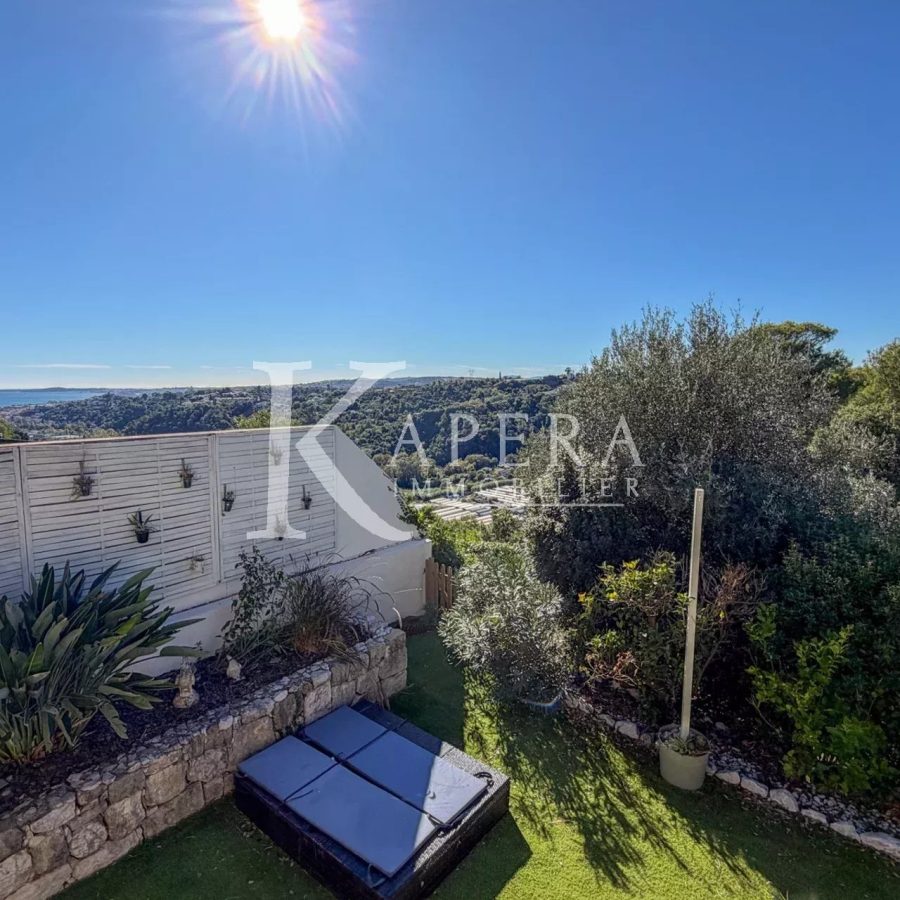 VENTE MAISON 8P 233M2 - CAGNES SUR MER/LES COLLETTES - PISCINE