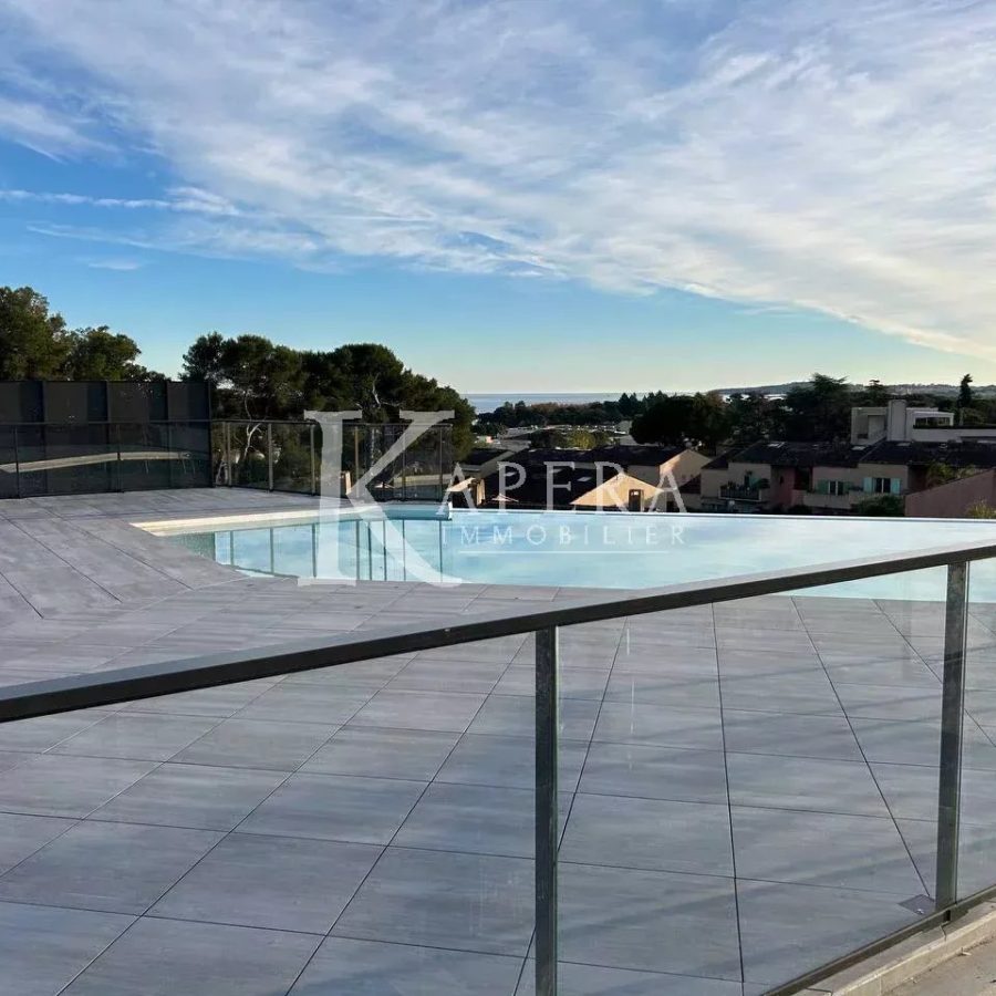 VENTE 3P 67M2 - VILLENEUVE LOUBET/VAUGRENIER - DOUBLE GARAGE - TERRASSE