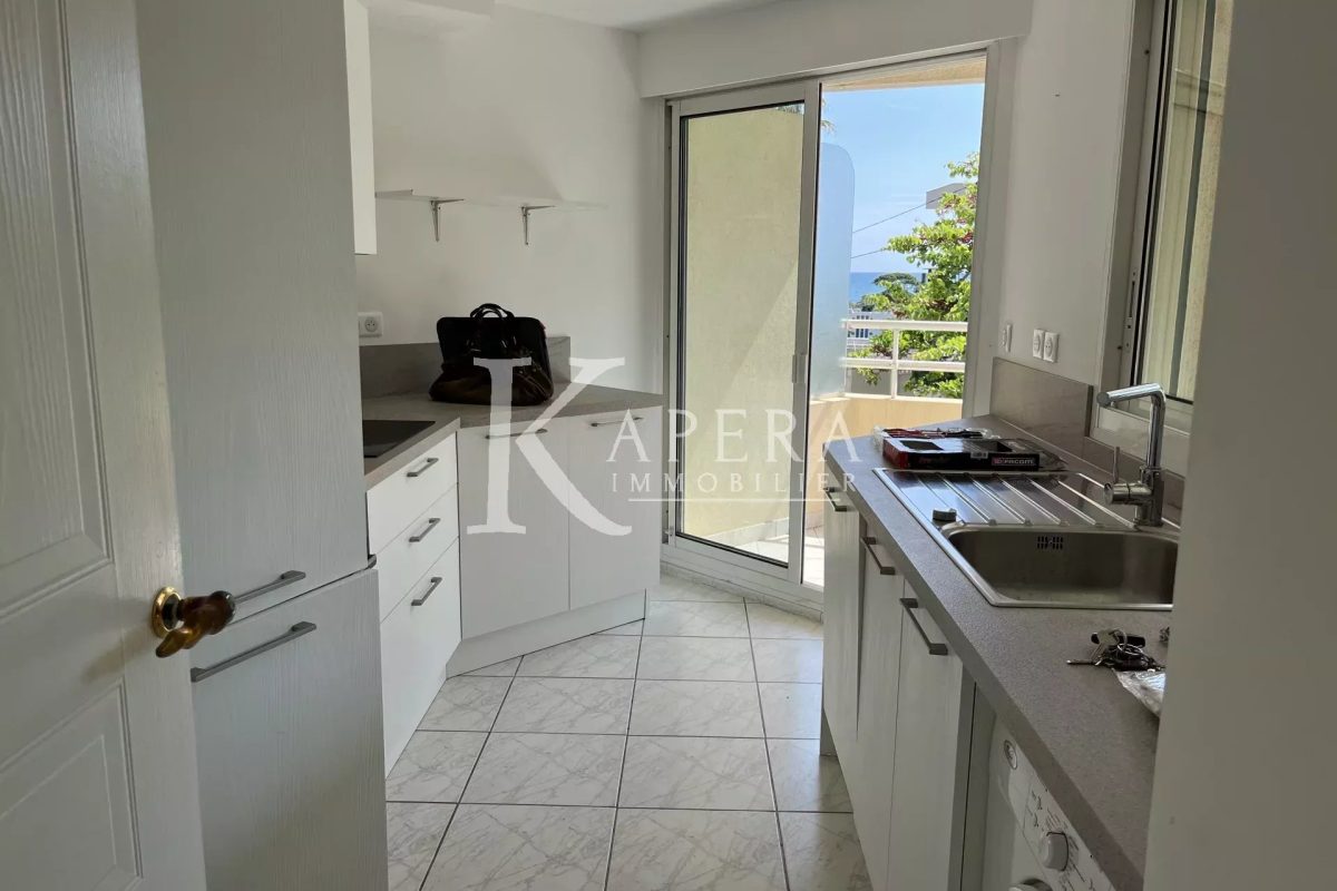 LOCATION VIDE 3 PIECES 75m2 - ANTIBES ILETTE - VUE MER-GARAGE