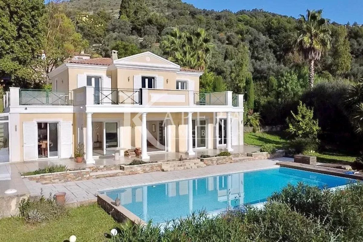 VENTE VILLA D'ARCHITECTE 6P 203M² DANS DOMAINE PRIVE - FALICON