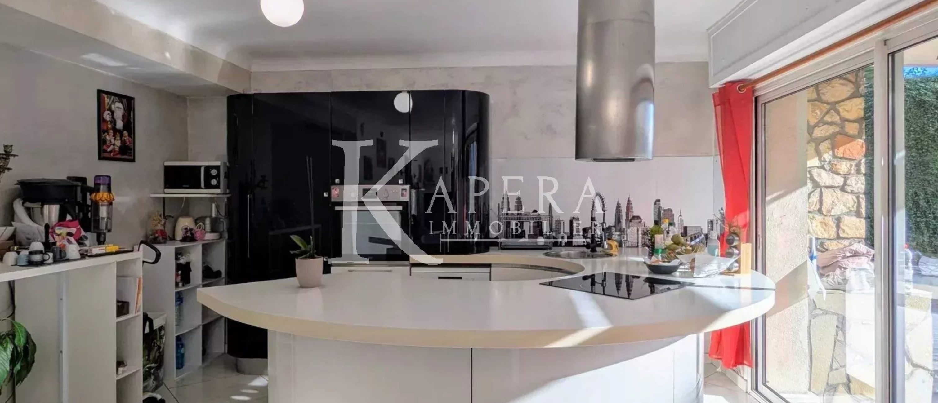 VENTE 5P 180M2 - ST LAURENT DU VAR/GARE - REZ DE JARDIN