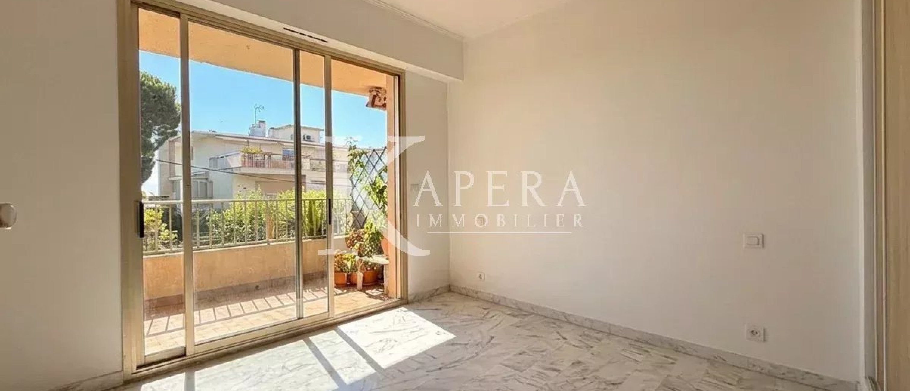 LOCATION 4P MEUBLÉ 100m2 -ANTIBES ROSTAGNE-GARAGE