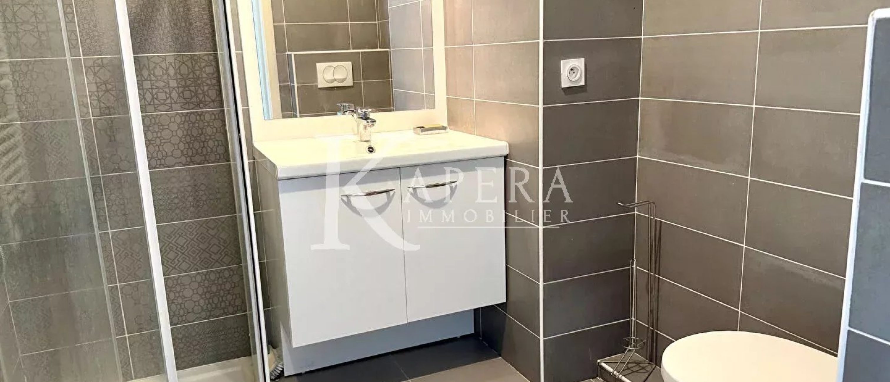 VENTE STUDIO 23M2 - SAINT LAURENT DU VAR/VESPINS - TERRASSE