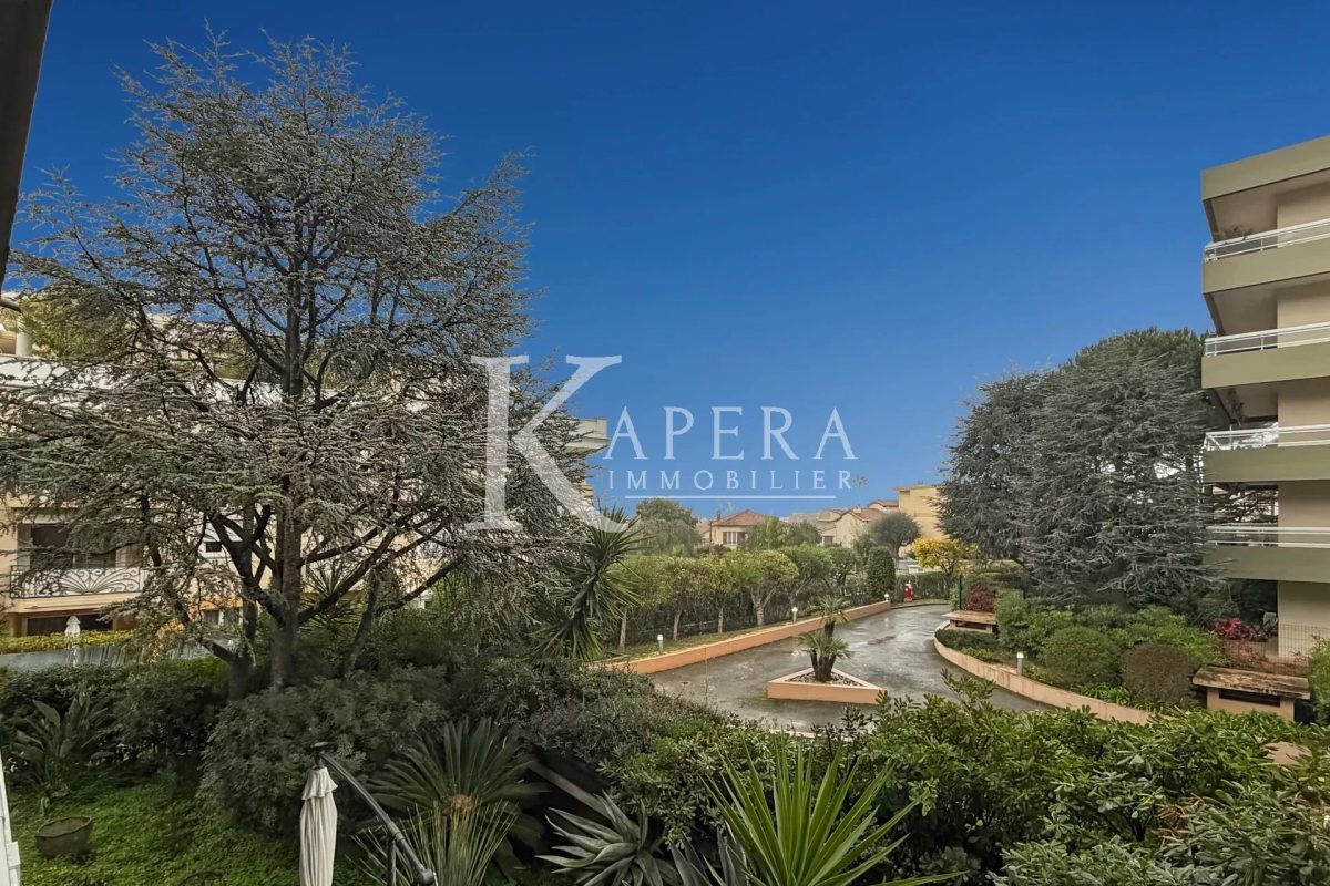 VENTE 2P 41M2 - SAINT LAURENT DU VAR/LES PLANS - BALCON