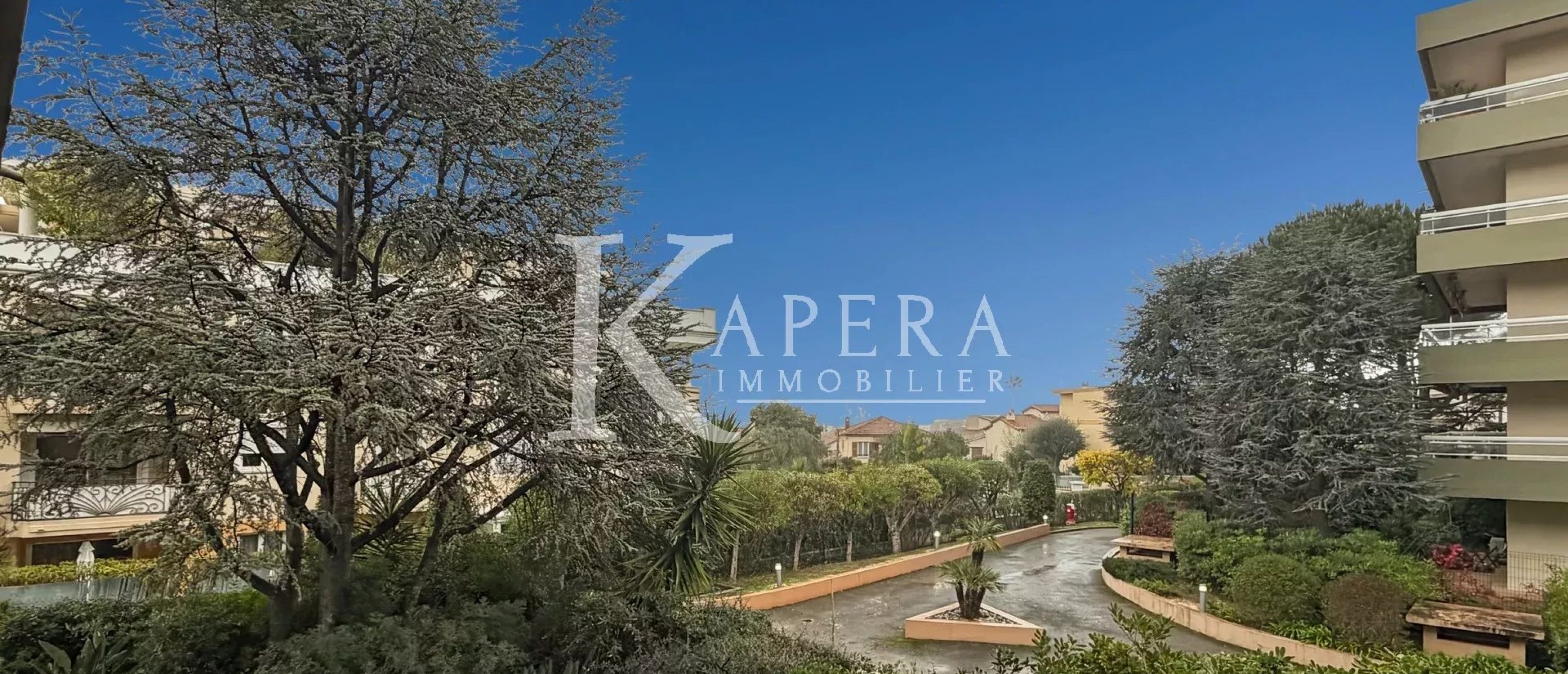 VENTE 2P 41M2 - SAINT LAURENT DU VAR/LES PLANS - BALCON