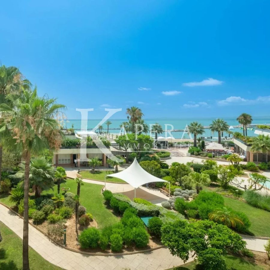 VENTE 3P 103M2 - PORT SAINT LAURENT DU VAR - TERRASSE