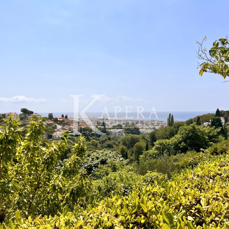 VENTE MAISON 10P 205M2 - CAGNES SUR MER / GROS BUAUX - VUE MER - TERRAIN 5376M2