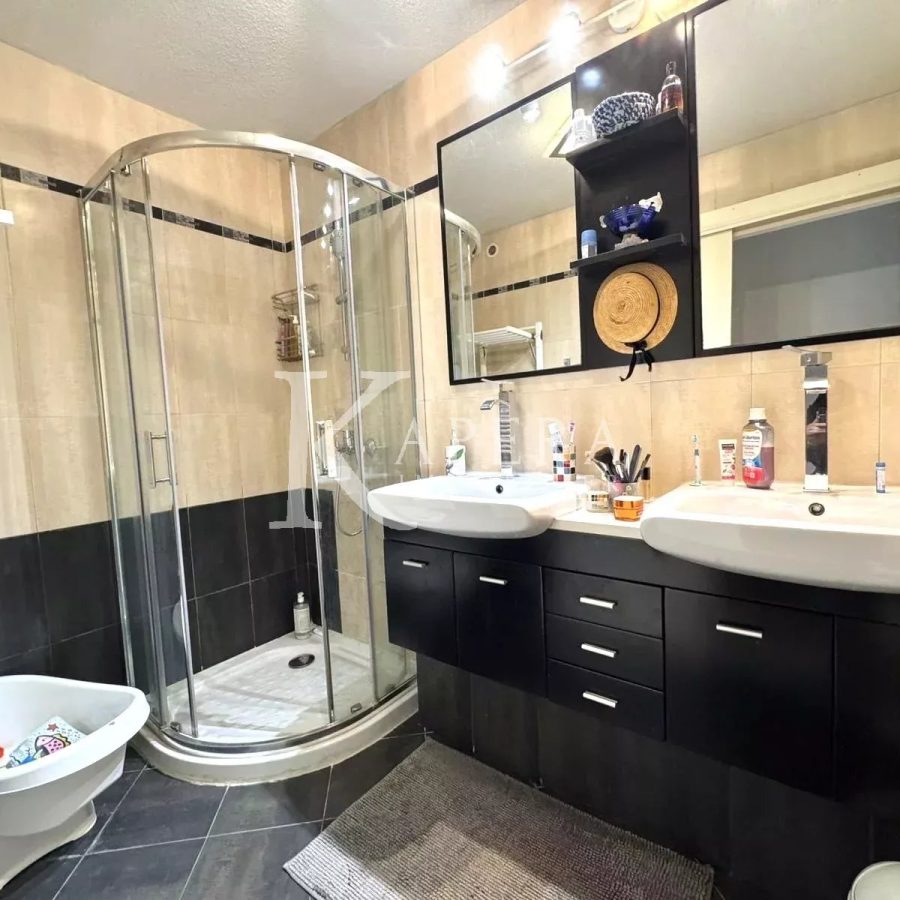 VENTE 3P 58M2 - NICE MADELEINE - PARKING - TERRASSE - CAVE