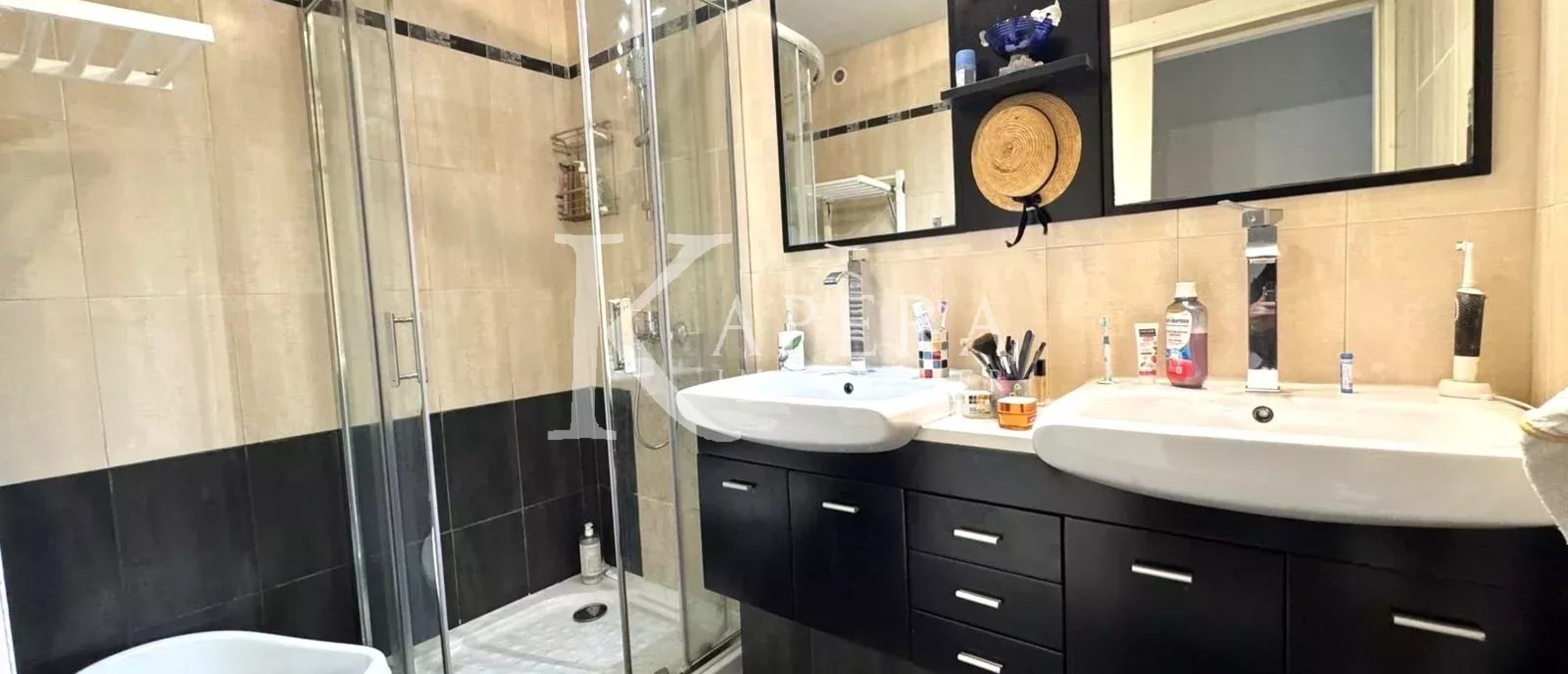 VENTE 3P 58M2 - NICE MADELEINE - PARKING - TERRASSE - CAVE