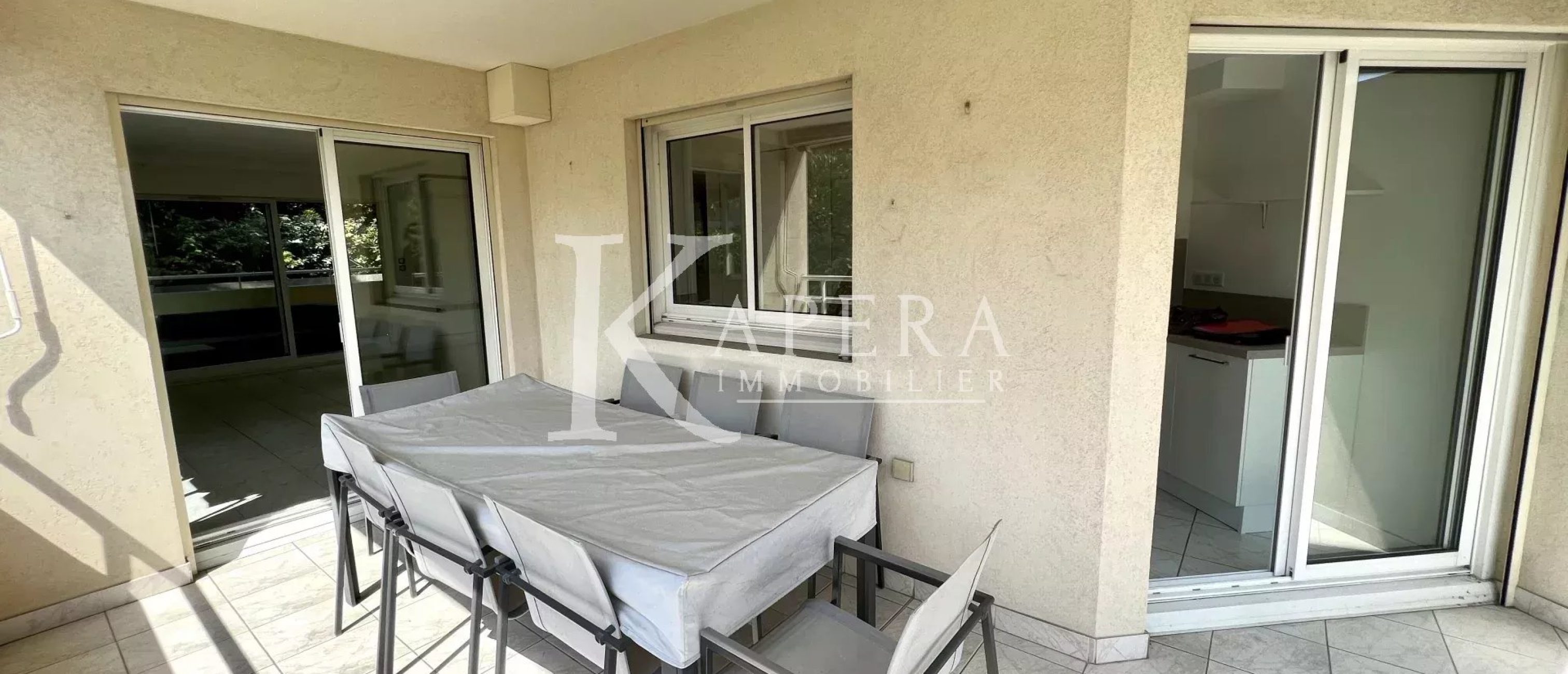 LOCATION VIDE 3 PIECES 75m2 - ANTIBES ILETTE - VUE MER-GARAGE