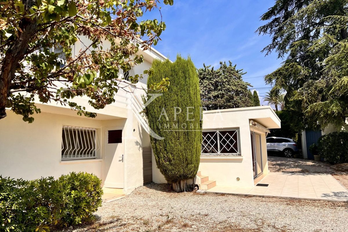 VENTE MAISON 10P 205M2 - CAGNES SUR MER / GROS BUAUX - VUE MER - TERRAIN 5376M2