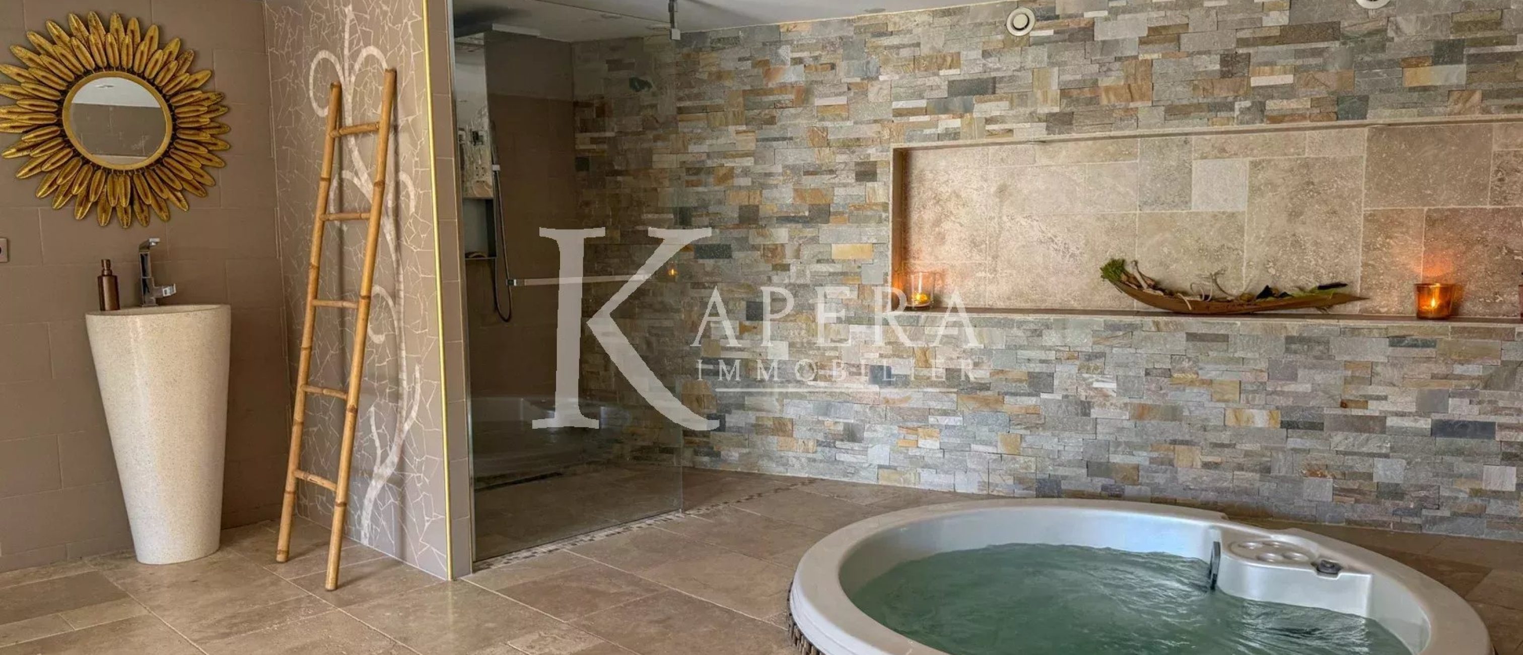 VENTE MAISON 8P 233M2 - CAGNES SUR MER/LES COLLETTES - PISCINE