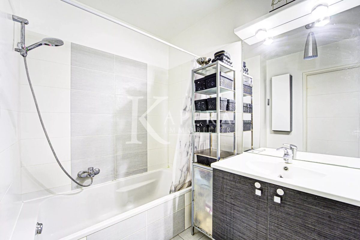 VENTE 3P 58M2 - CAGNES SUR MER / SAINT JEAN - GARAGE - TERRASSE