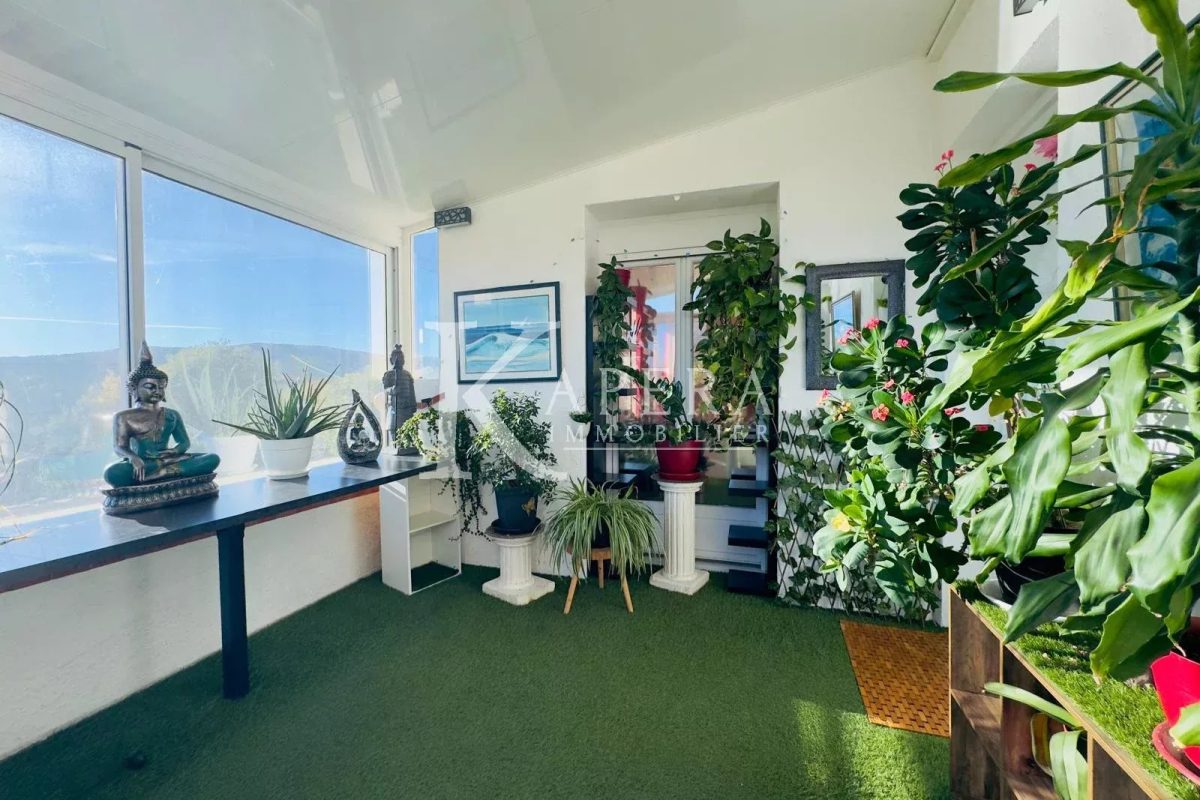 VENTE MAISON 181M2 - DRAGUIGNAN - PISCINE