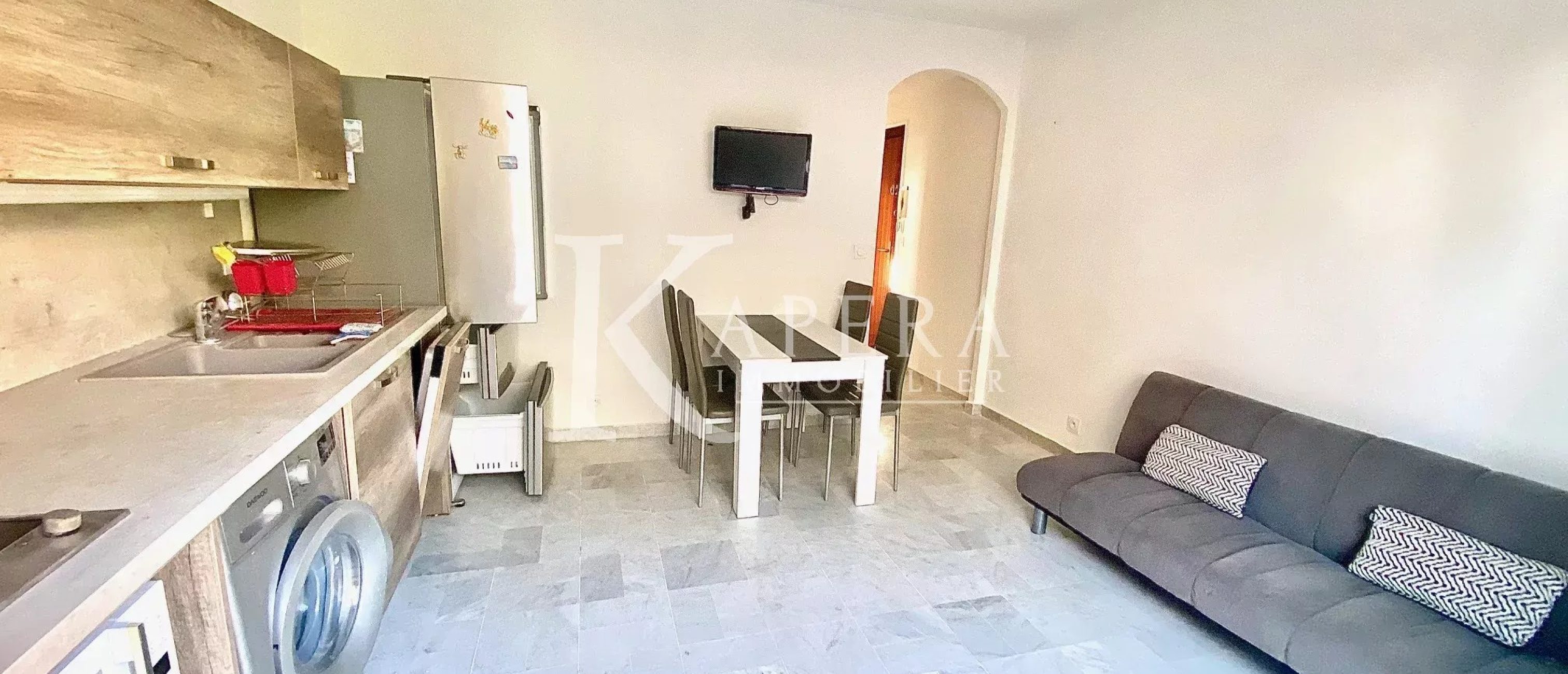 VENTE 2P 31M2 - VILLENEUVE-LOUBET/FERRAYONNES - REZ DE JARDIN - PARKING