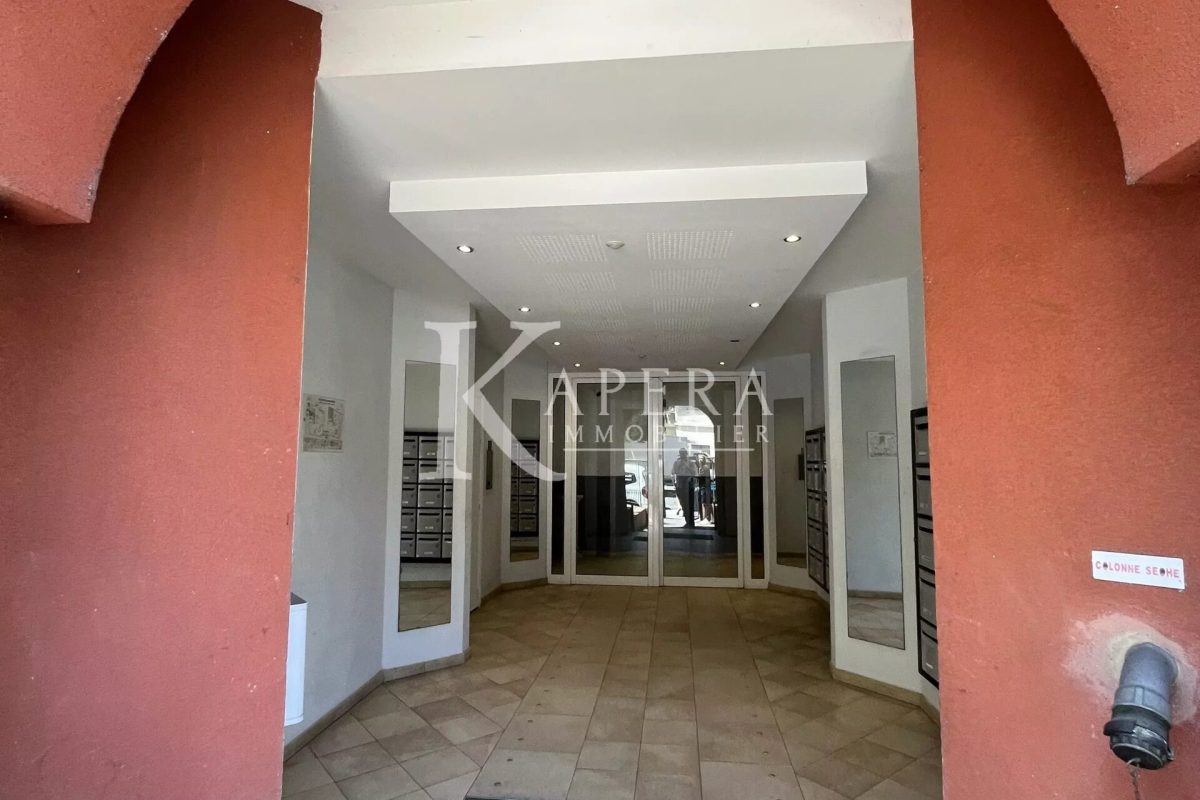 2P MEUBLE DUPLEX- NICE MADELEINE