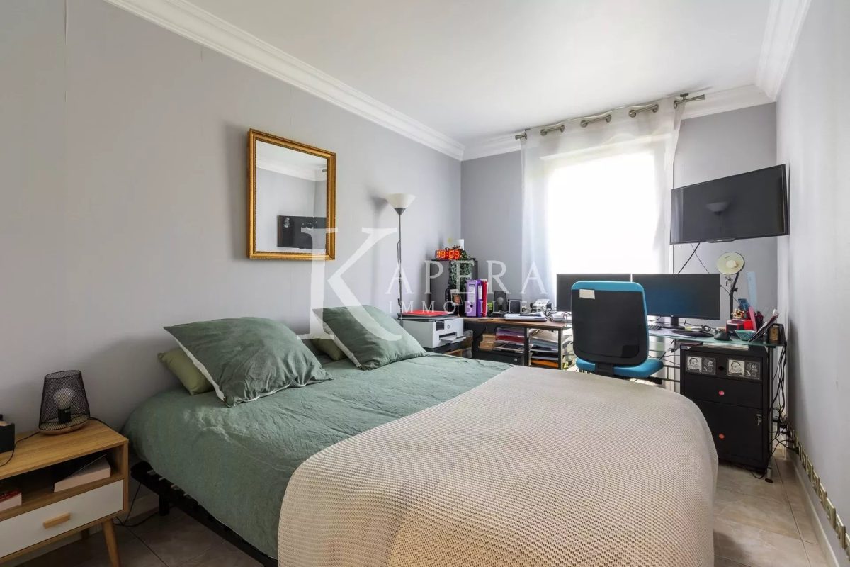 VENTE 3P 70M2 - SAINT LAURENT DU VAR/RASCAS - TERRASSE - GARAGE