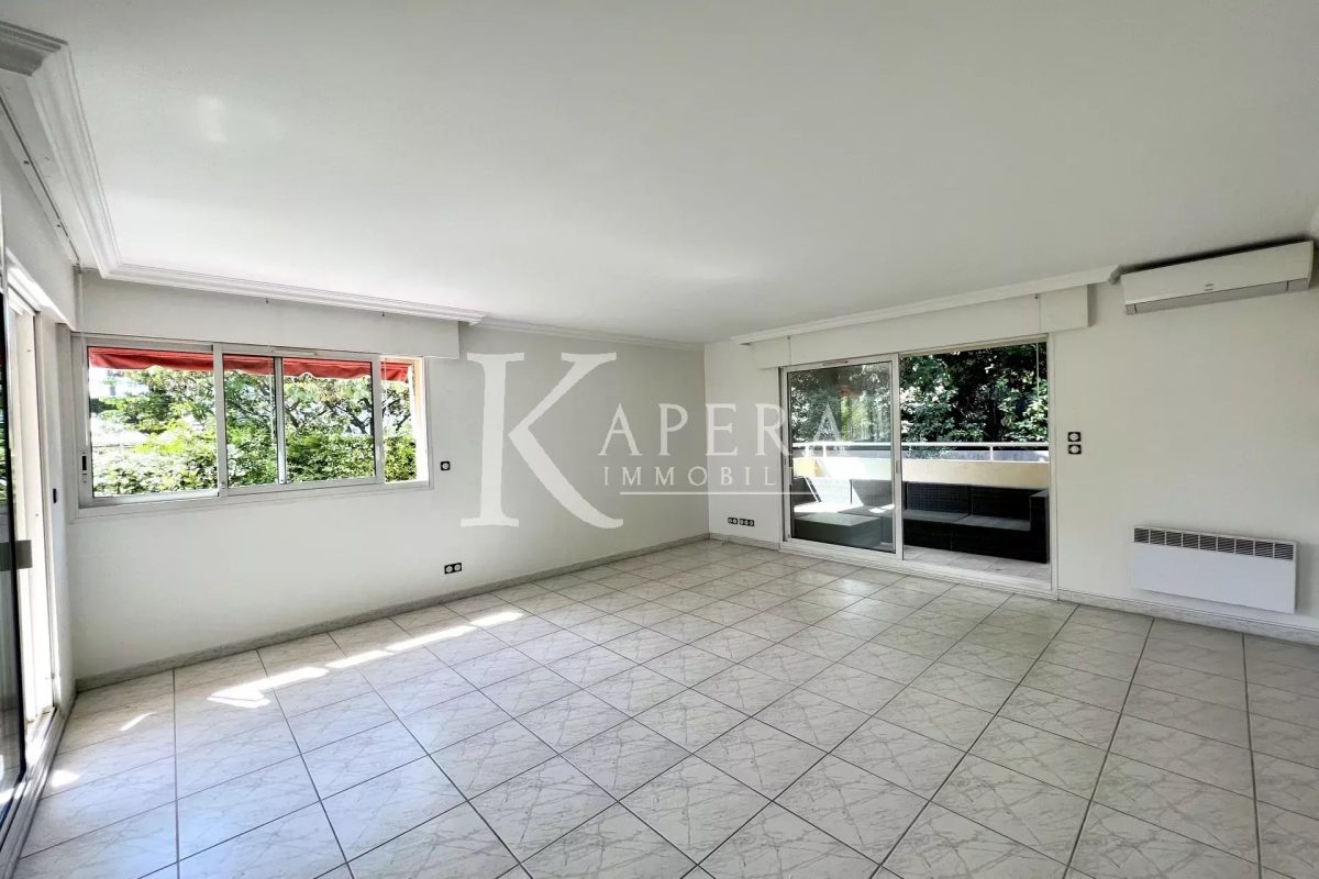 LOCATION VIDE 3 PIECES 75m2 - ANTIBES ILETTE - VUE MER-GARAGE