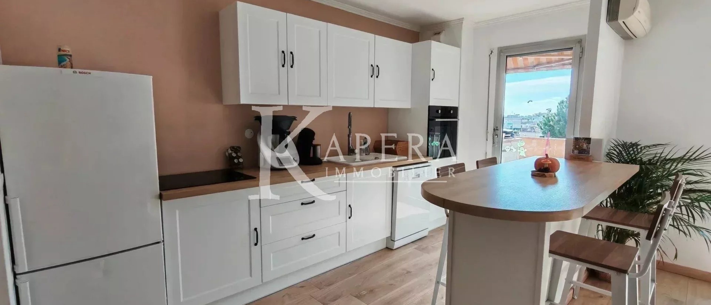 VENTE 3P 63M2 - CAGNES SUR MER / LES VESPINS - TERRASSE - PARKING