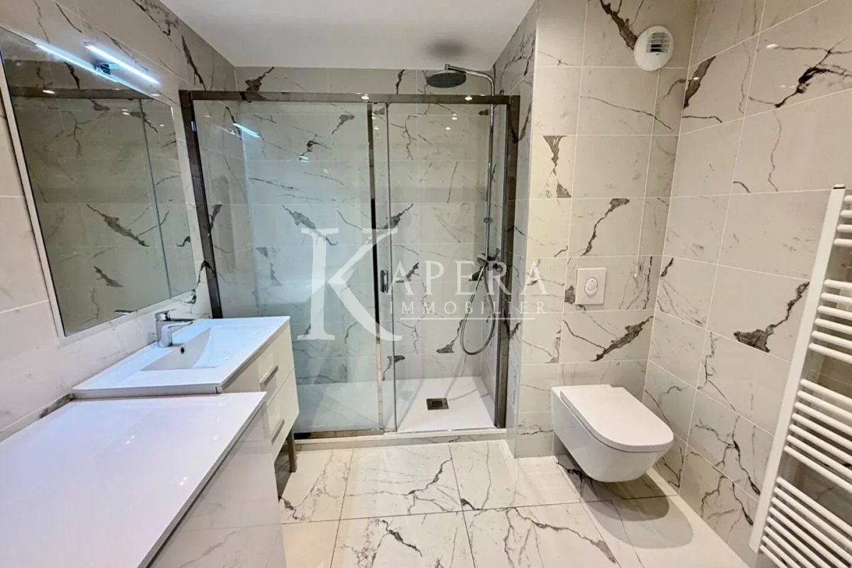 VENTE 2P 42,76M2 - CAGNES SUR MER/L'HUBAC - DOUBLE GARAGE - TERRASSE