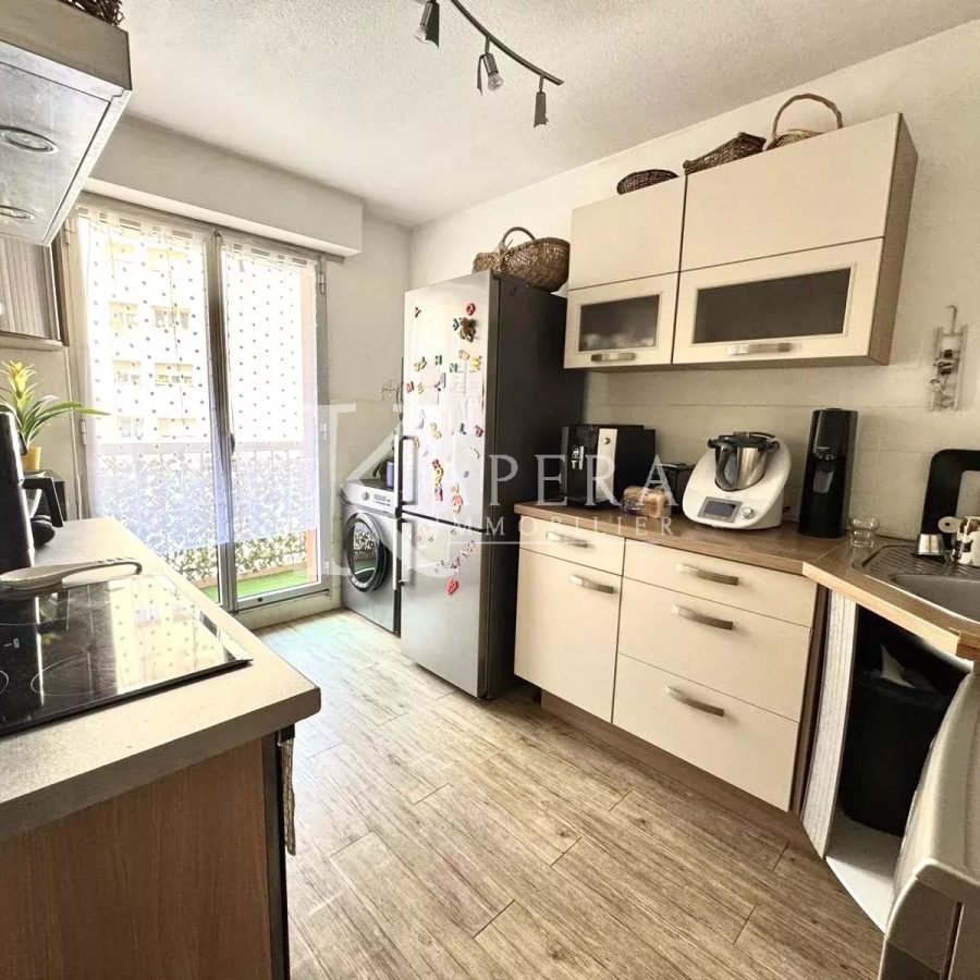 VENTE 3P 58M2 - NICE MADELEINE - PARKING - TERRASSE - CAVE