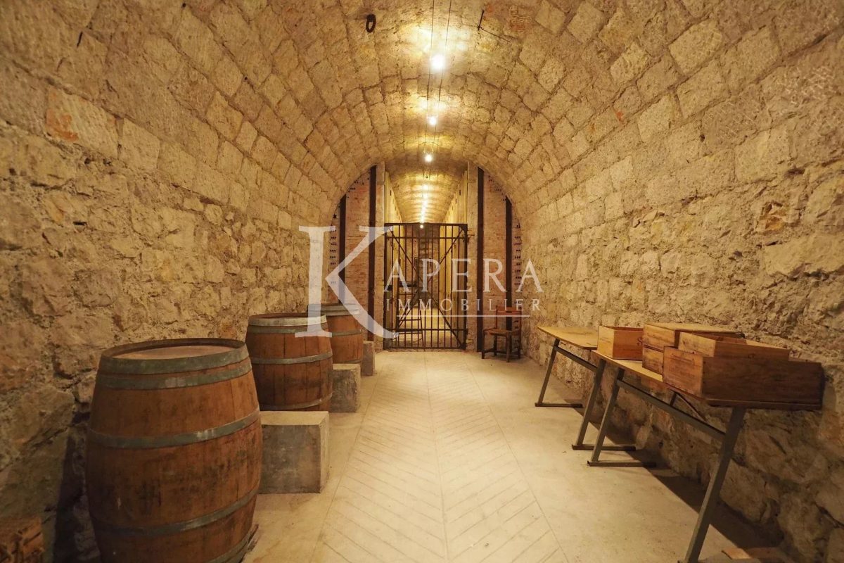 VENTE 3P 125M2 - NICE CARABACEL - CHARME DE L'ANCIEN