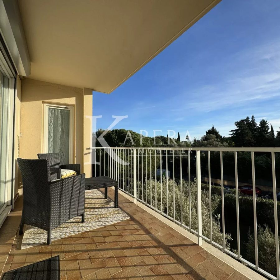 LOCATION 3P MEUBLE 67M² - ANTIBES - TERRASSE - PARKING