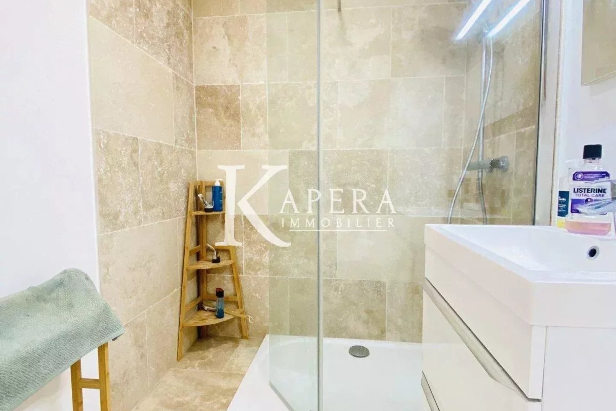 VENTE 2P 64M2 - CANNES CARNOT - TERRASSE - PARKING INTERIEUR