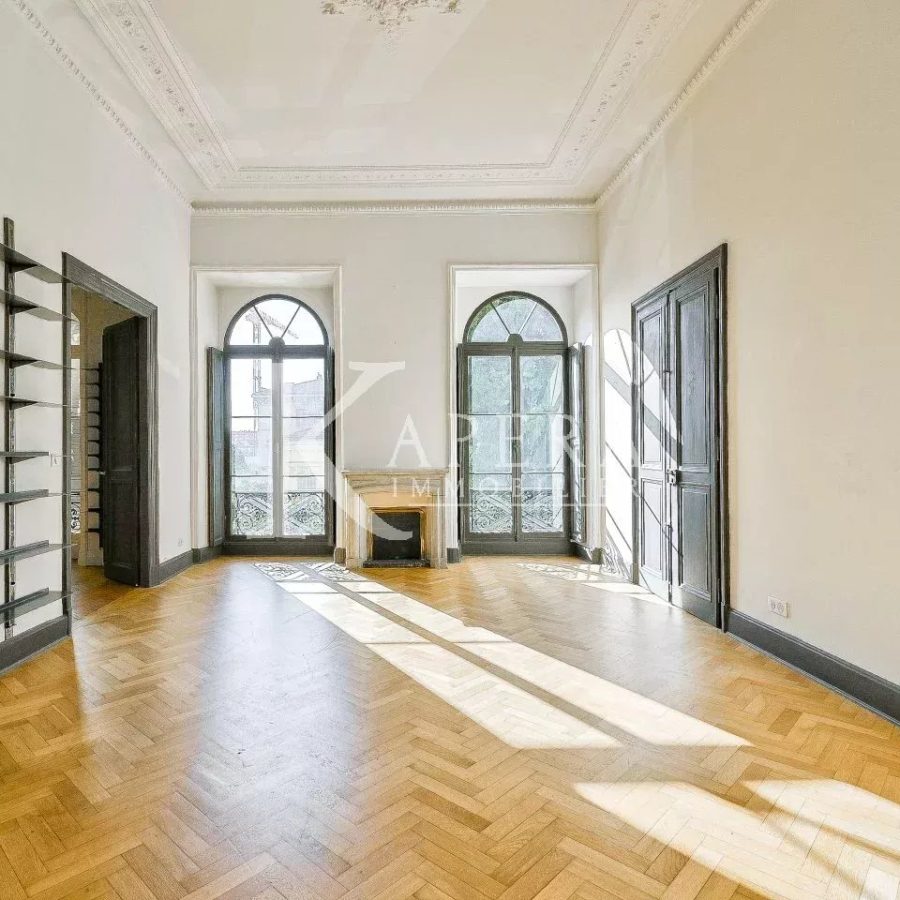 VENTE 4P 167M2 - NICE CARABACEL - PALAIS BOURGEOIS