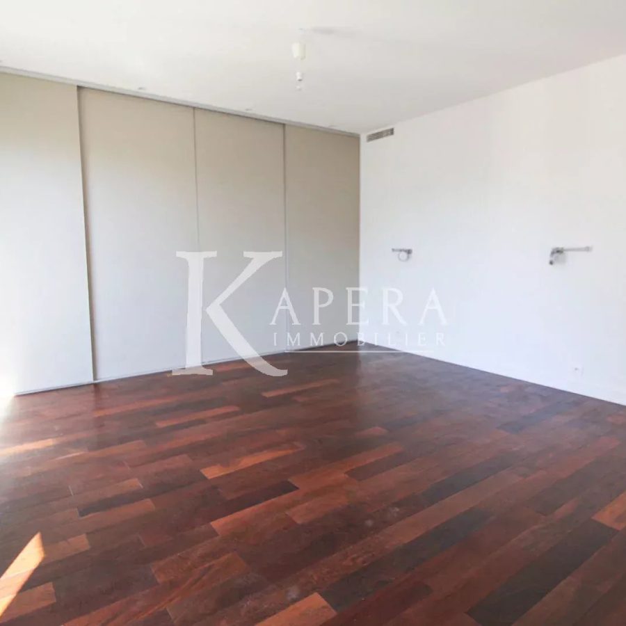 VENTE 4P 140m² - NICE CENTRE VILLE - TERRASSE - PARKING