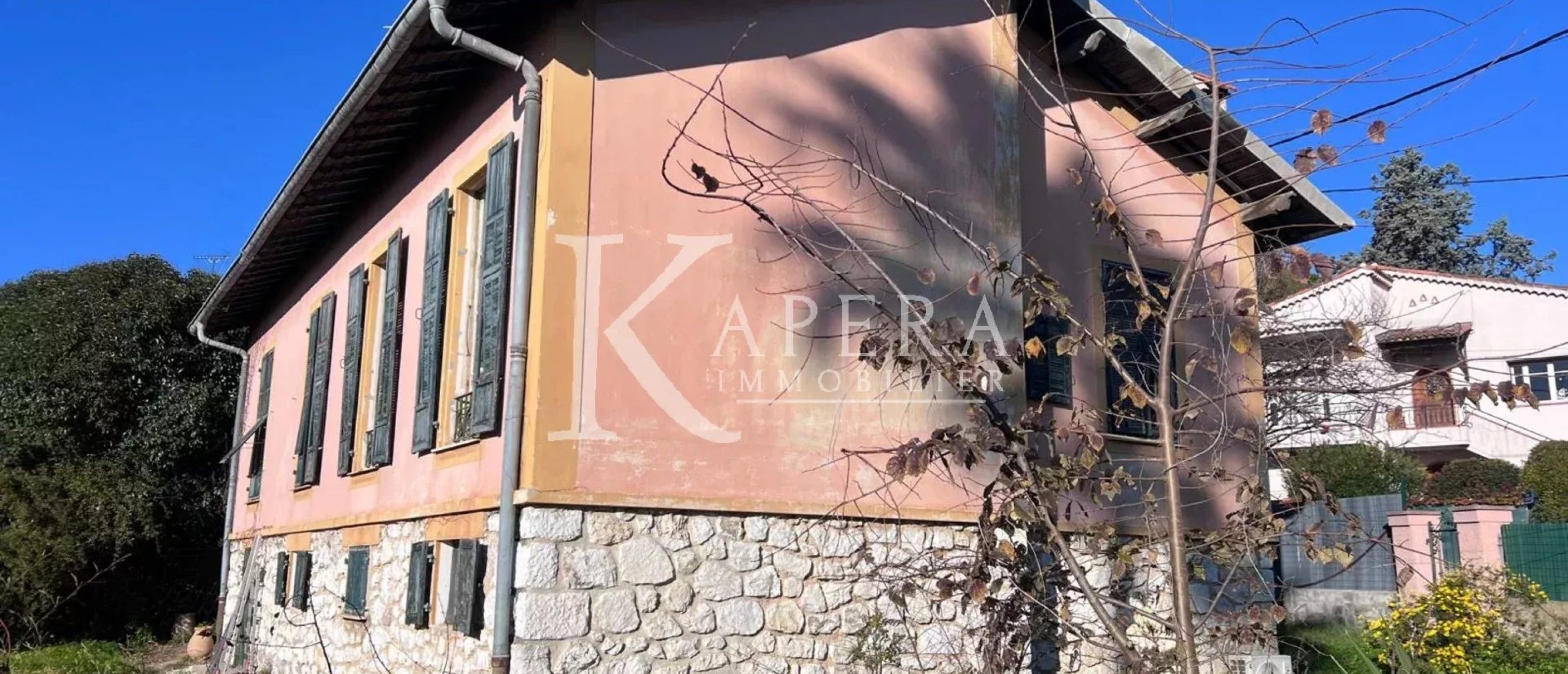 VENTE MAISON FAMILIALE 6P 163M2 - CAGNES SUR MER/ BREGUIERES - BEAU TERRAIN - CALME