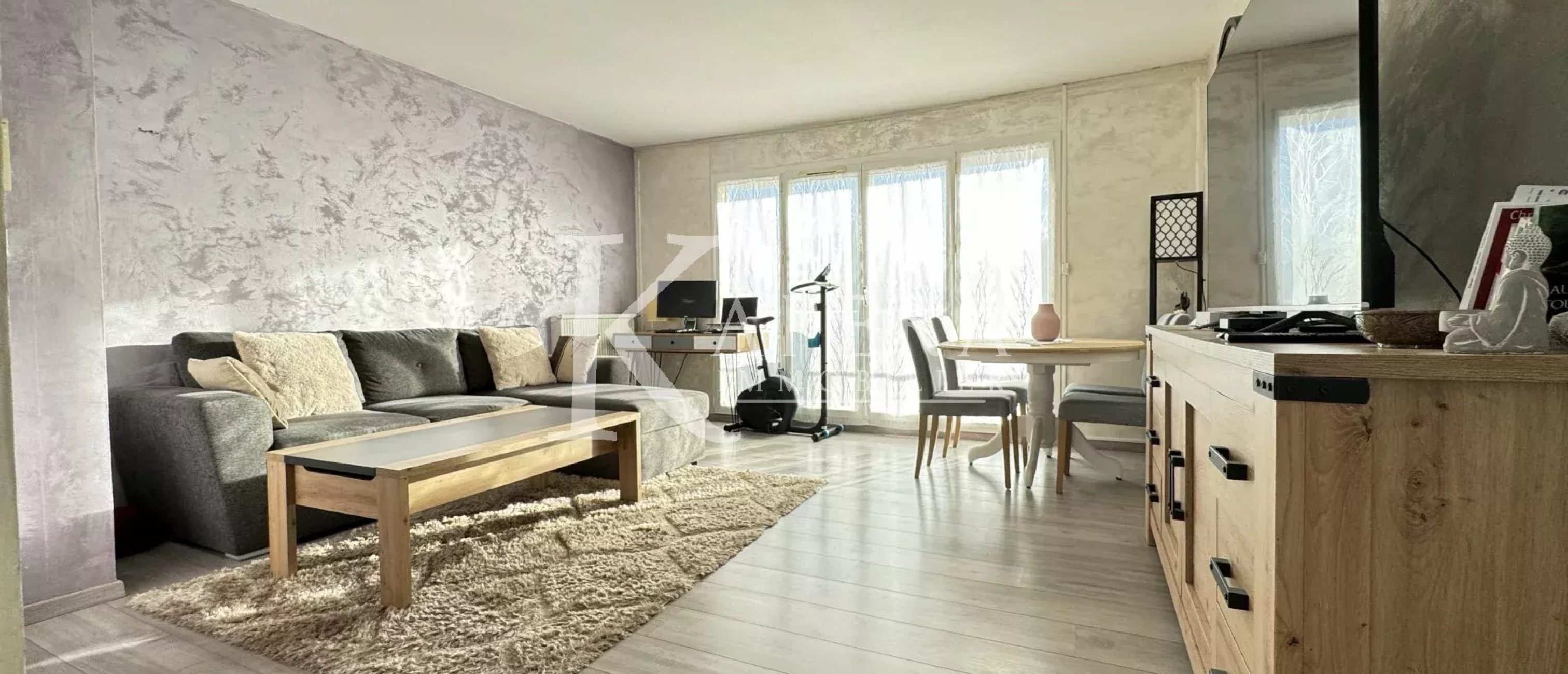 LOCATION 3P MEUBLE 67M² - ANTIBES - TERRASSE - PARKING