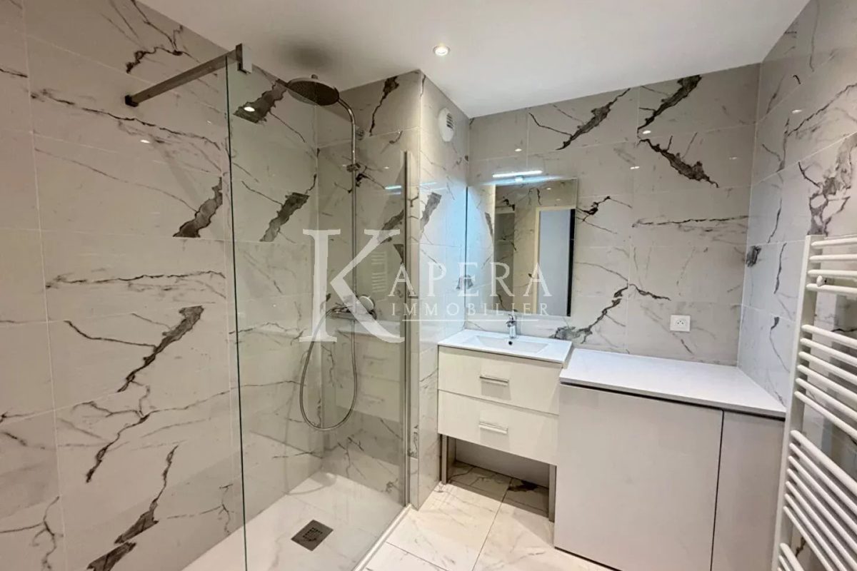 VENTE 3P 73.61M2 - CAGNES SUR MER/L'HUBAC - DOUBLE GARAGE - TERRASSE