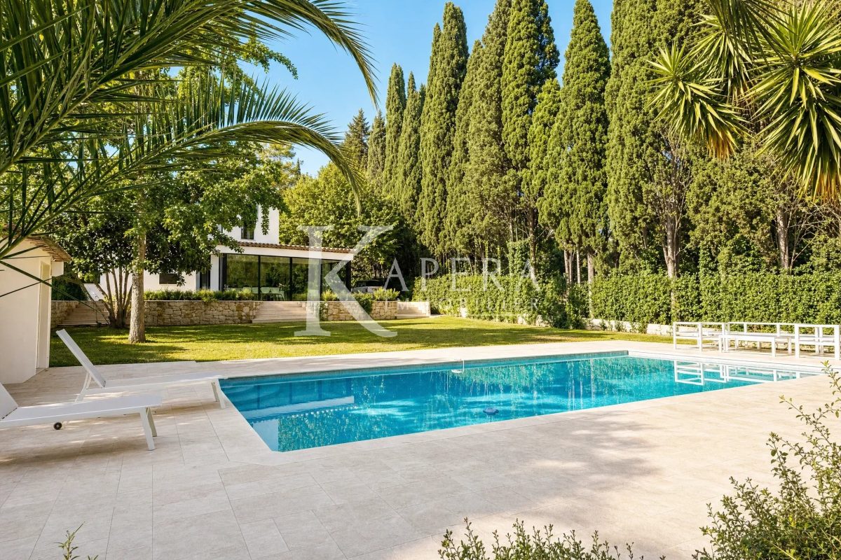 LOCATION VILLA 6P- MOUGINS DOMAINE ARGEVILLE