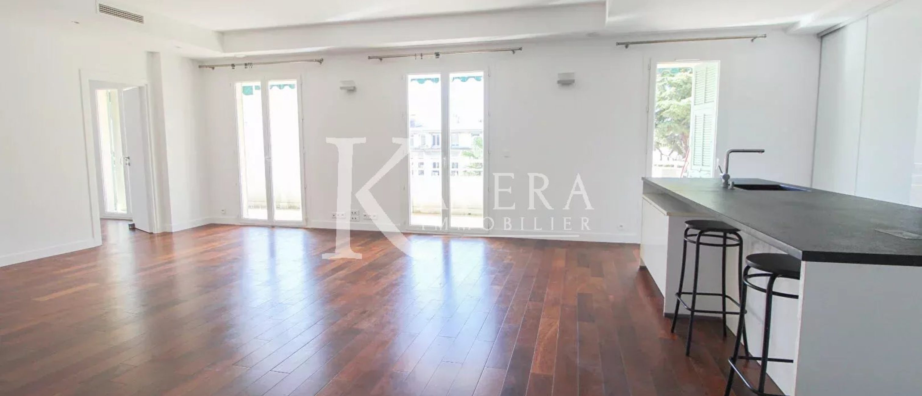 VENTE 4P 140m² - NICE CENTRE VILLE - TERRASSE - PARKING