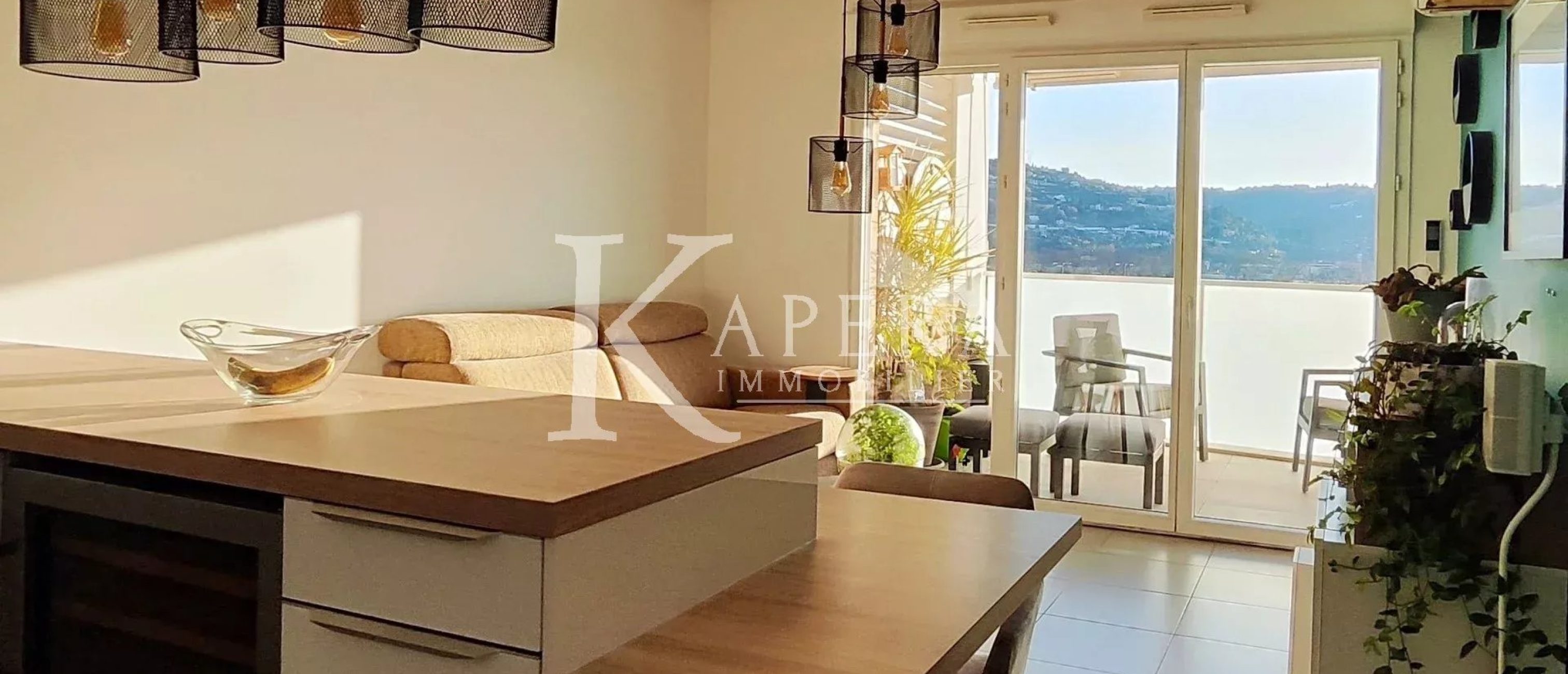 VENTE 3P 55M2 - SAINT LAURENT DU VAR - TERRASSE - GARAGE