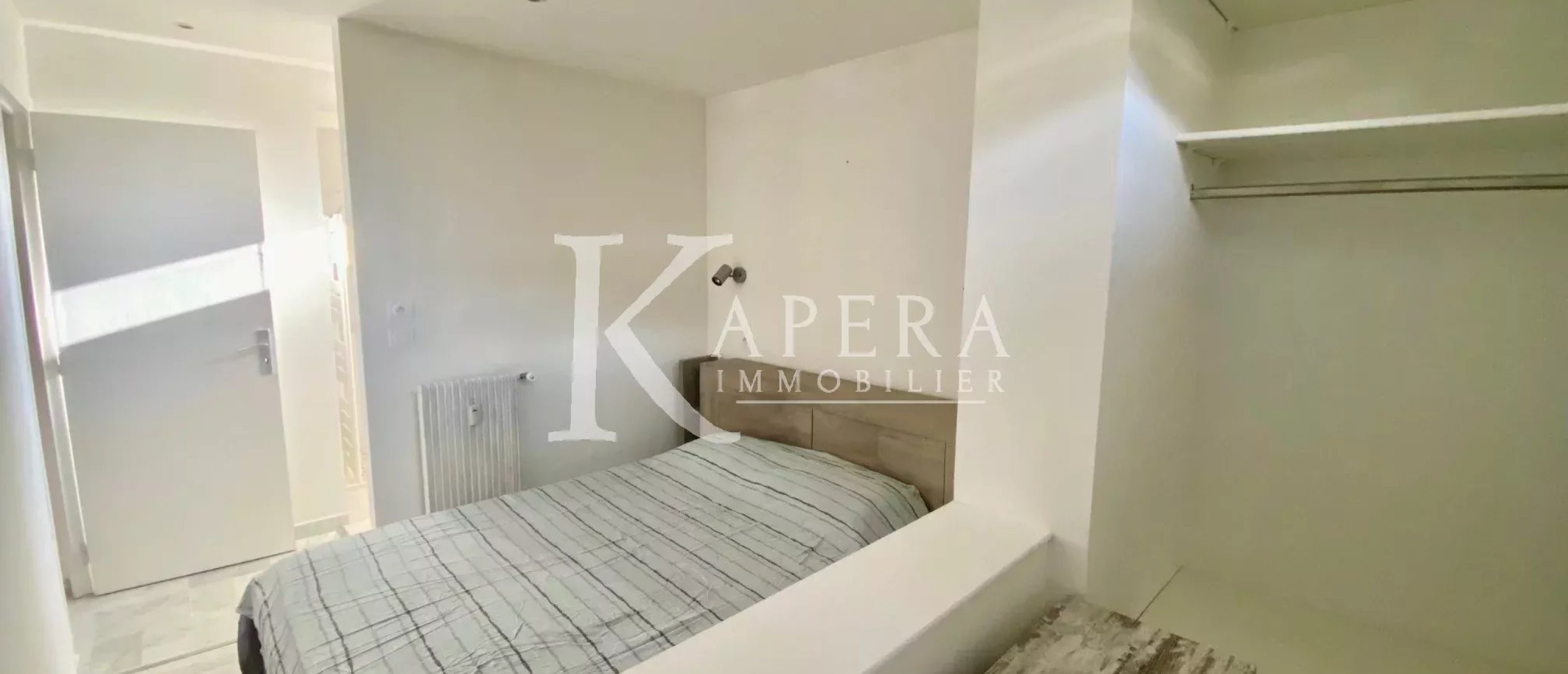 VENTE 2P 31M2 - VILLENEUVE-LOUBET/FERRAYONNES - REZ DE JARDIN - PARKING